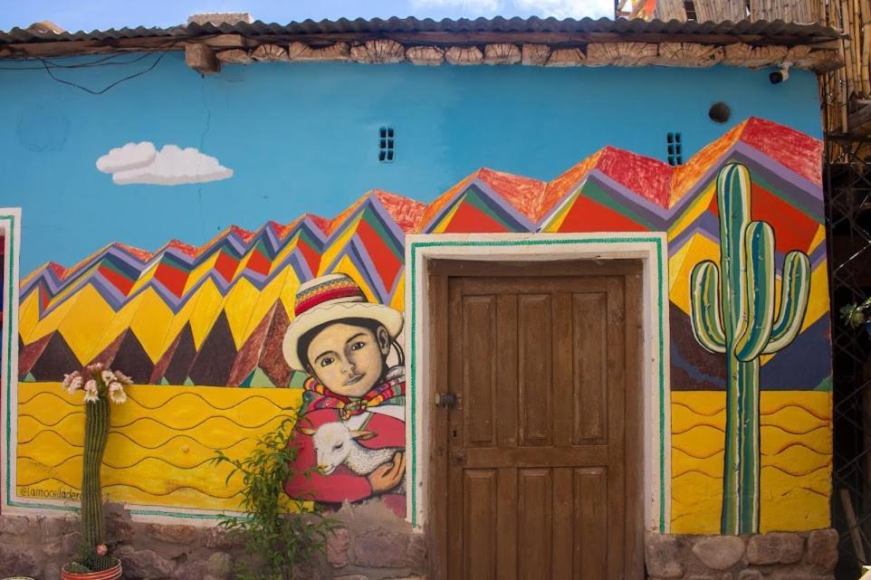 Hostal Giramundo *