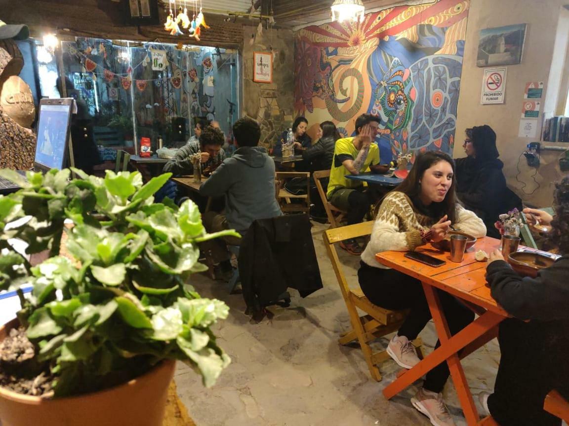 Hostal Giramundo *